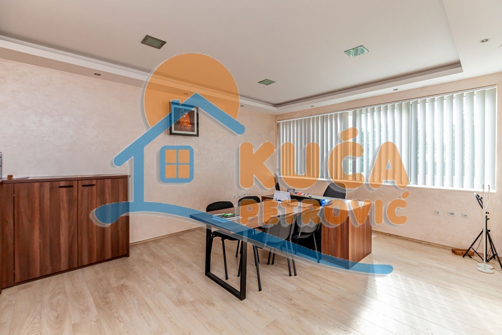 Lokal, 650 m2, Crveni krst, Pribojska ID: i-014073 11
