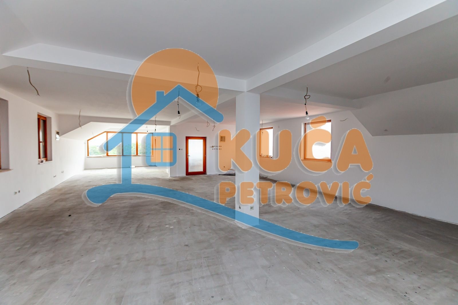 Lokal, 650 m2, Crveni krst, Pribojska ID: i-014073 16