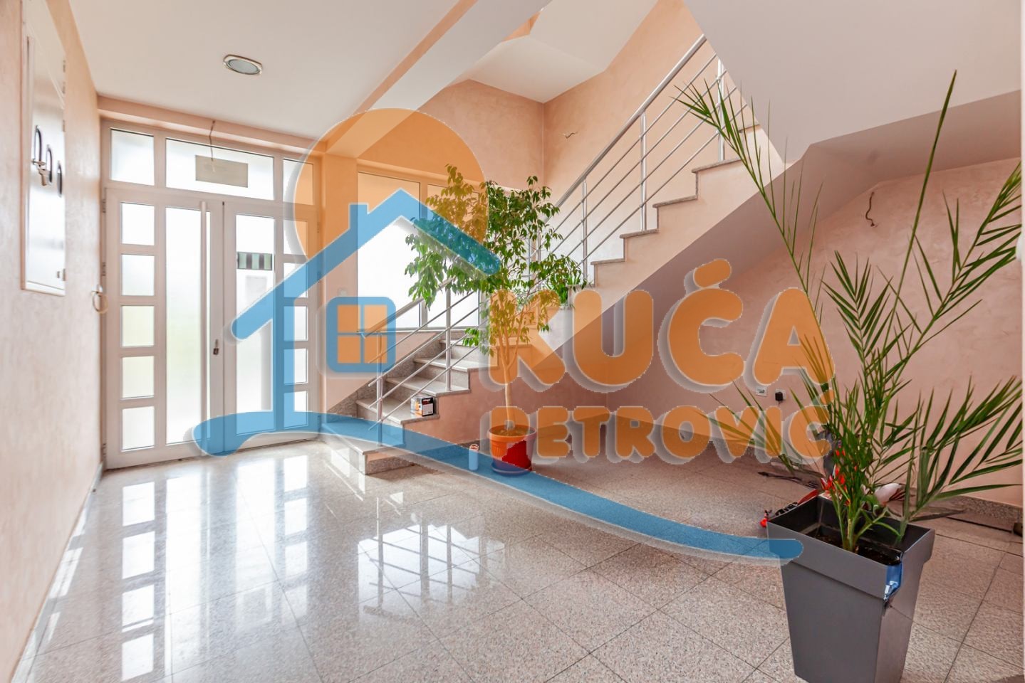 Lokal, 650 m2, Crveni krst, Pribojska ID: i-014073 9