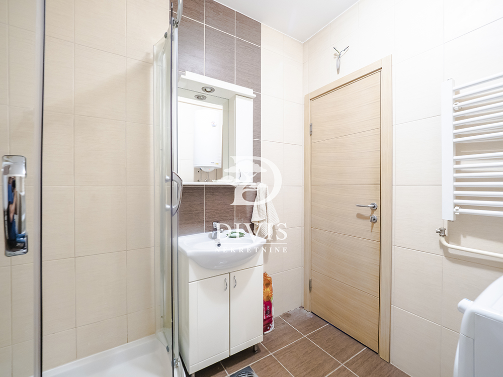 Prodajemo 2 0 stan kod Gradske bolnice  66m2 4