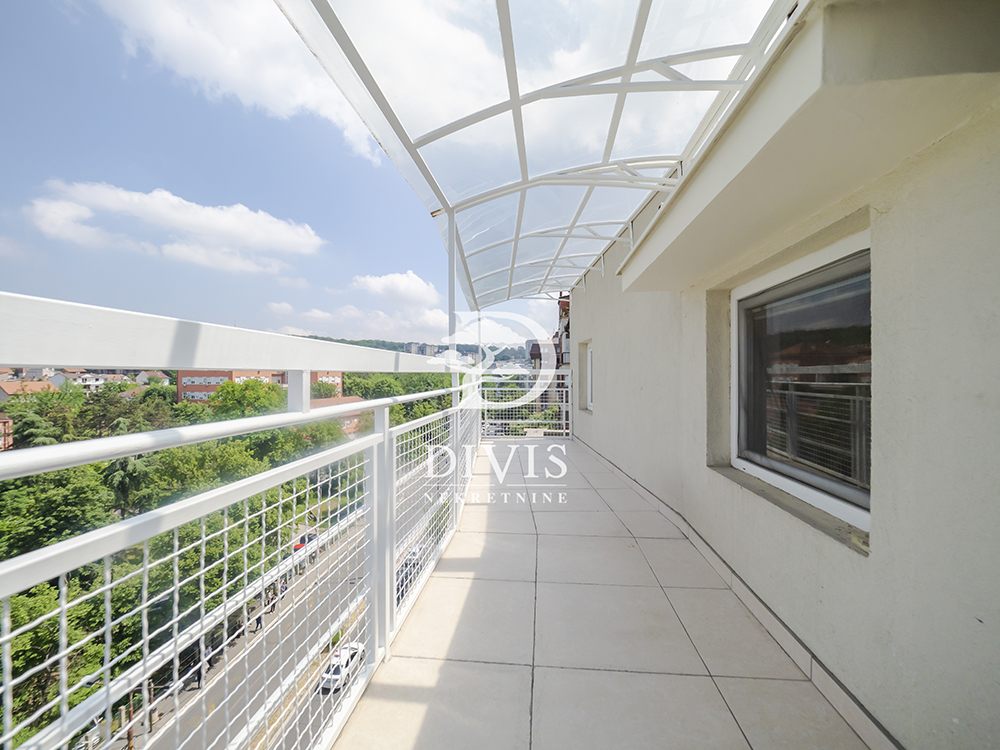 Prodajemo 2 0 stan kod Gradske bolnice  66m2 5