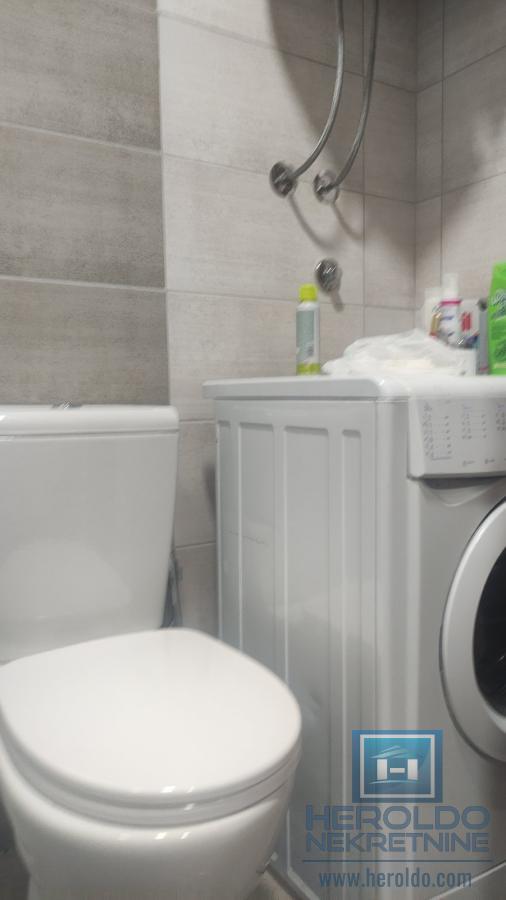 Jednoiposoban stan u K Kompleksu sa pogledom na Akva Park 19