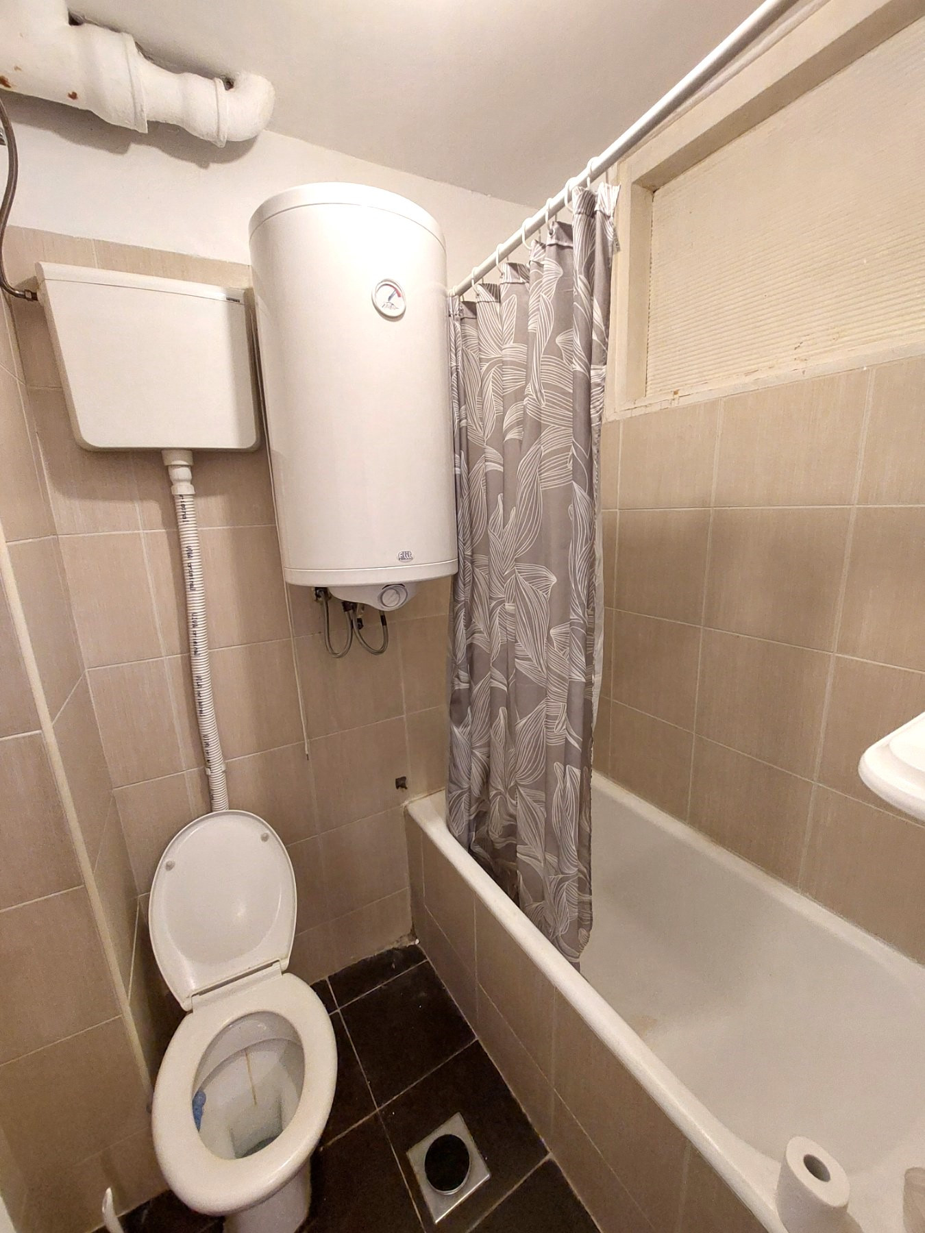 Stan,NOVI SAD,BULEVAR,kv: 33, € 280, ID: 9101836 7