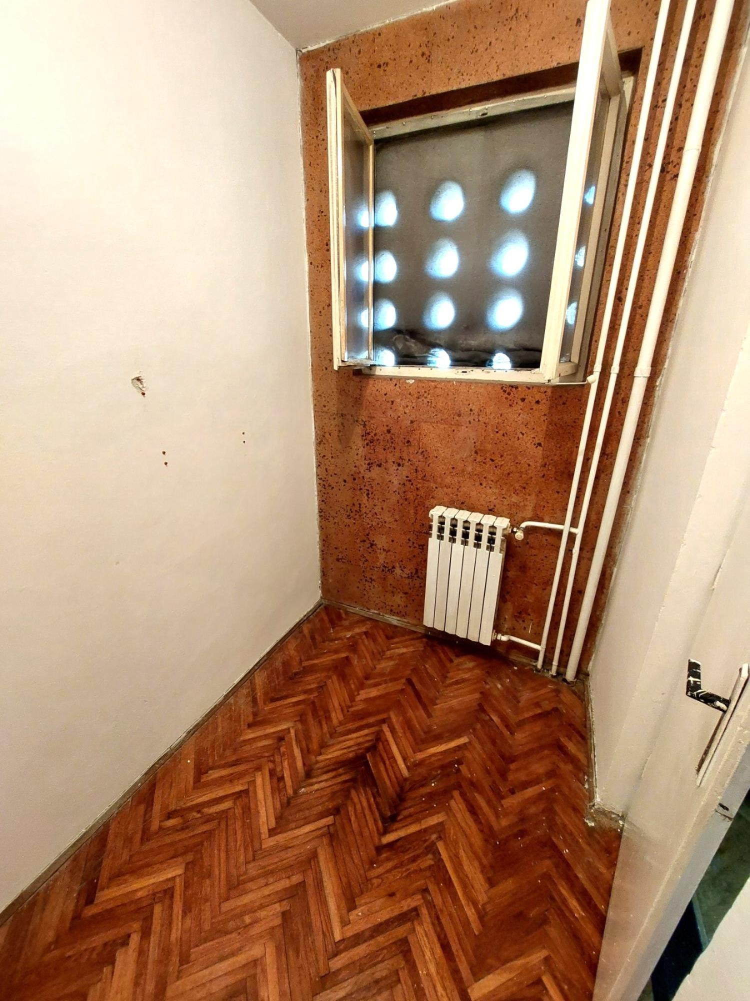 Stan,NOVI SAD,BULEVAR,kv: 33, € 280, ID: 9101836 4