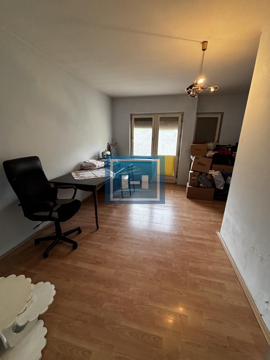 Lamela na Strelištu sa garažom 24