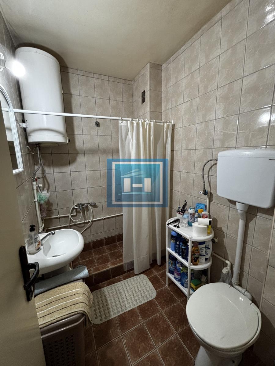 Lamela na Strelištu sa garažom 21