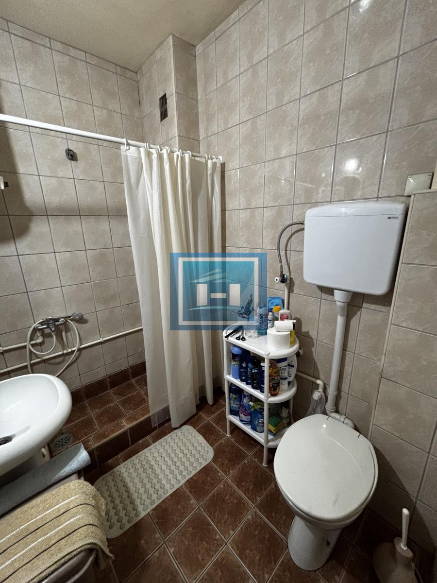 Lamela na Strelištu sa garažom 22