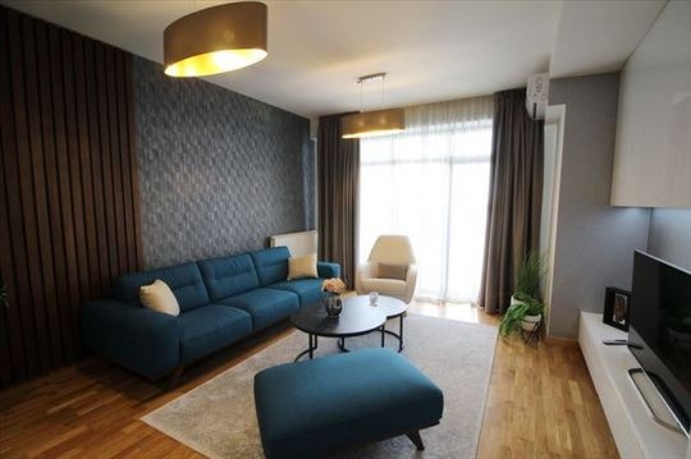 Izdavanje stanova Beograd na vodi Trosoban stan  garaza 9