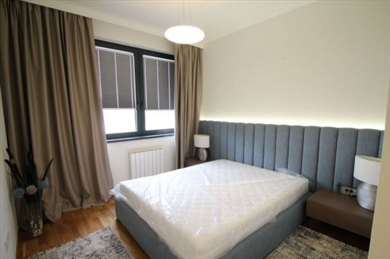 Izdavanje stanova Beograd na vodi Trosoban stan  garaza 10