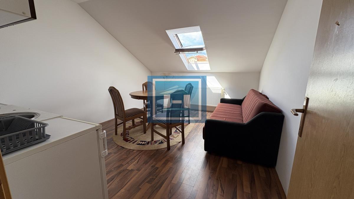 Dvosoban stan sa nameštajem u naselju Levač 4