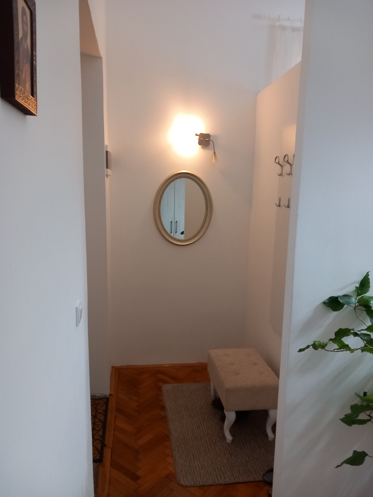 Издајем стан у центру Вршца 15