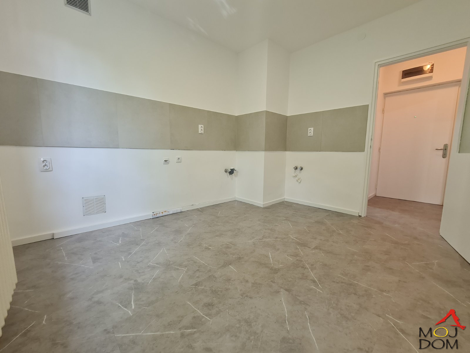 Stan,NOVI SAD,DETELINARA,kv: 43, € 123600, ID: 1030280 7