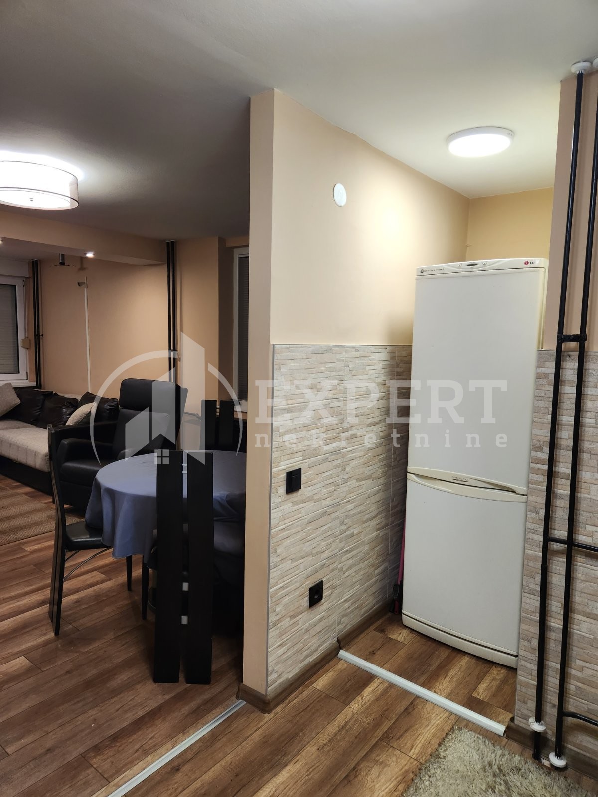 Jednosoban stan, 54 m2, Medicinski fakultet, Bulevar dr Zorana ID: i-014105 4