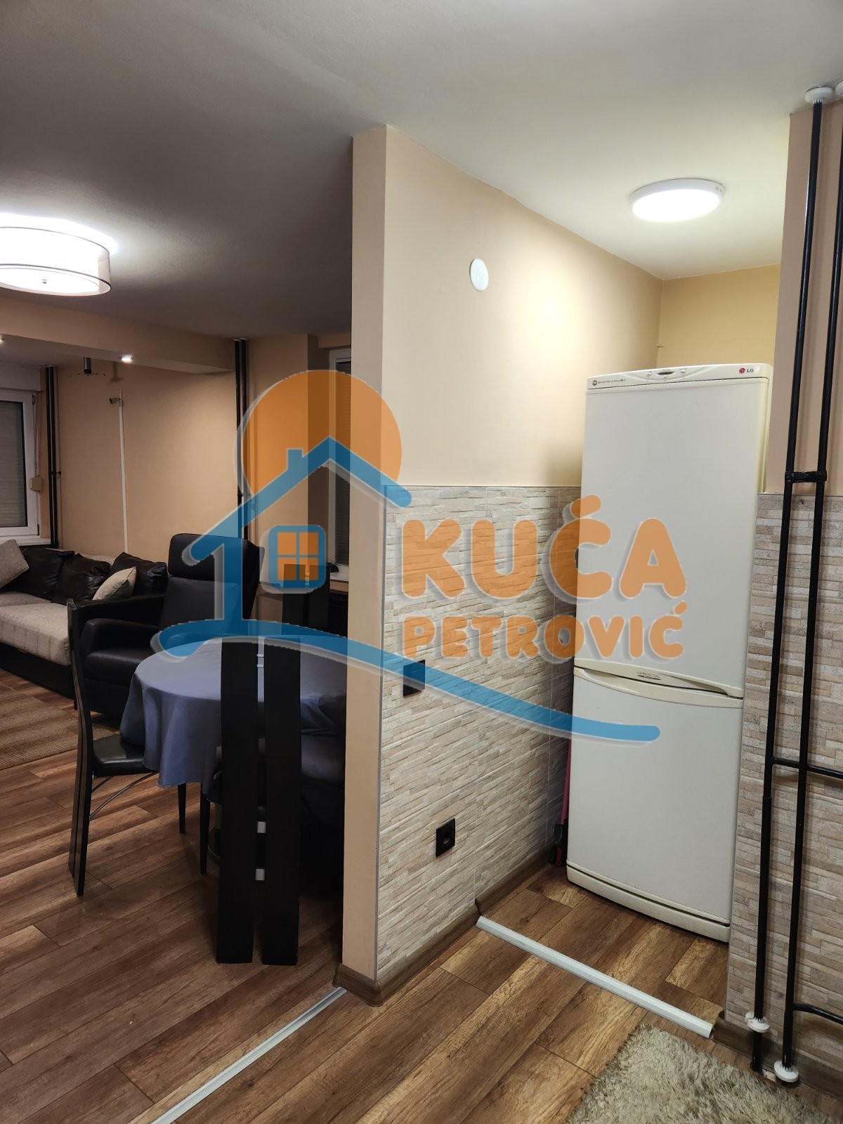 Jednosoban stan, 54 m2, Medicinski fakultet, Bulevar dr Zorana ID: i-014105 4