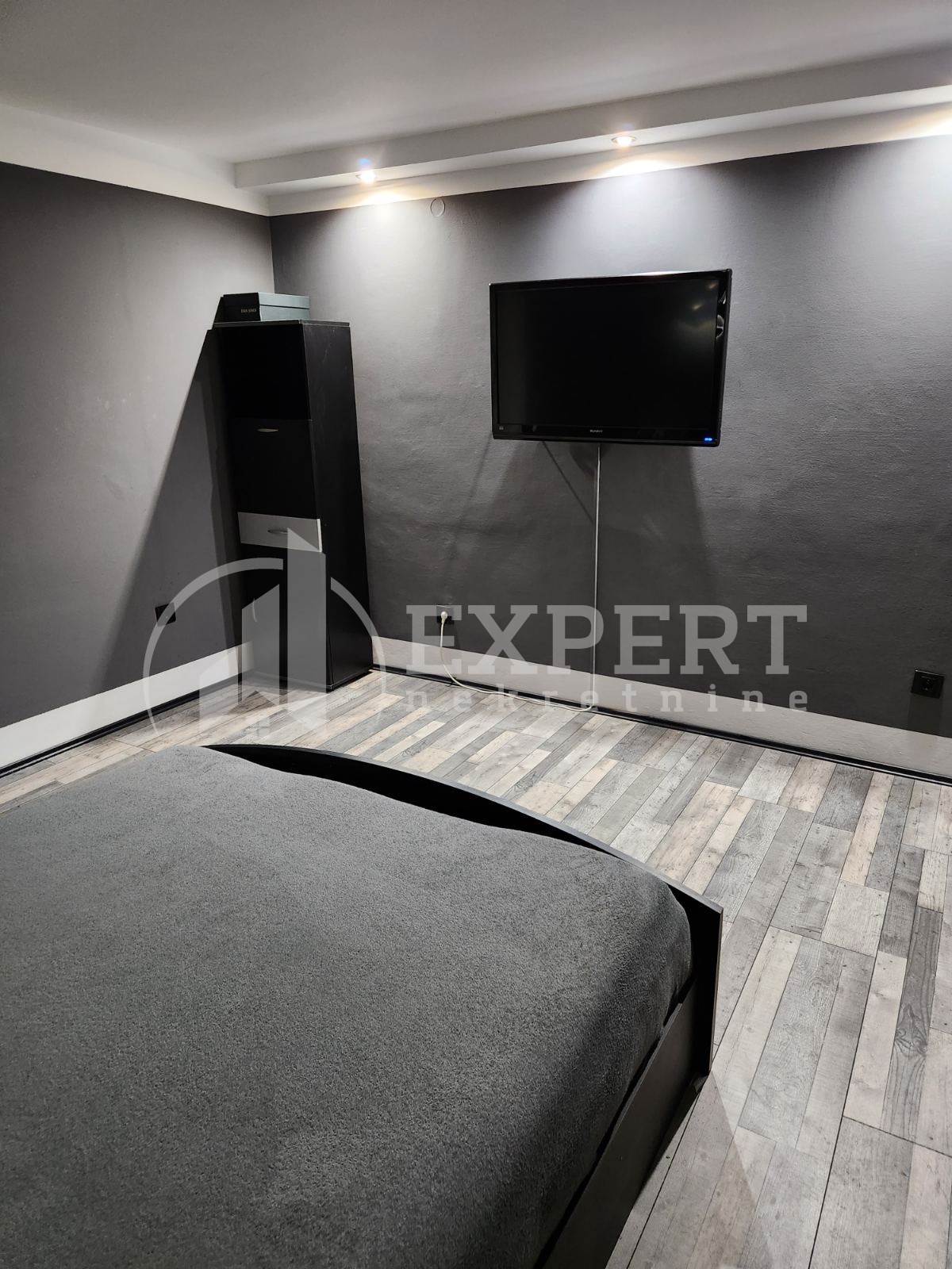 Jednosoban stan, 54 m2, Medicinski fakultet, Bulevar dr Zorana ID: i-014105 6