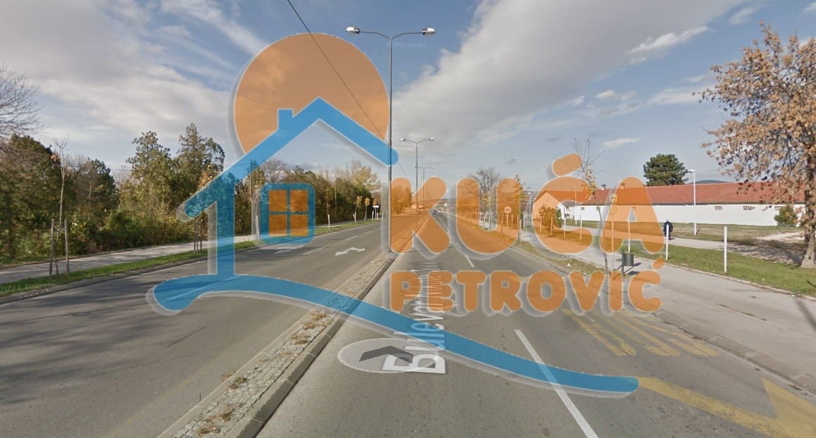 Plac, Čamurlija, Bulevar Nikole Tesle ID: p-014114 2