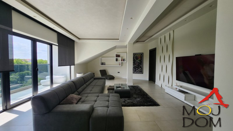 Stan,NOVI SAD,ROTKVARIJA,kv: 140, € 329600, ID: 1030514 1