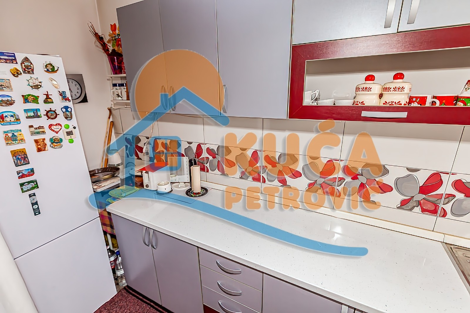 Trosoban stan, 56 m2, Centar, Generala Milojka Lešjanina ID: p-014112 8