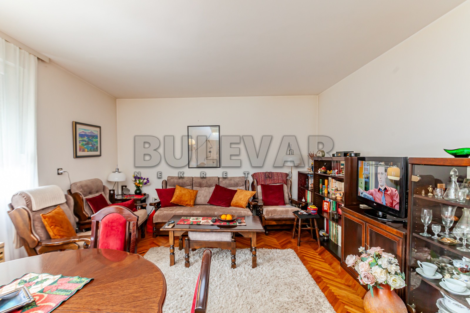 Trosoban stan, 56 m2, Centar, Generala Milojka Lešjanina ID: p-014112 1