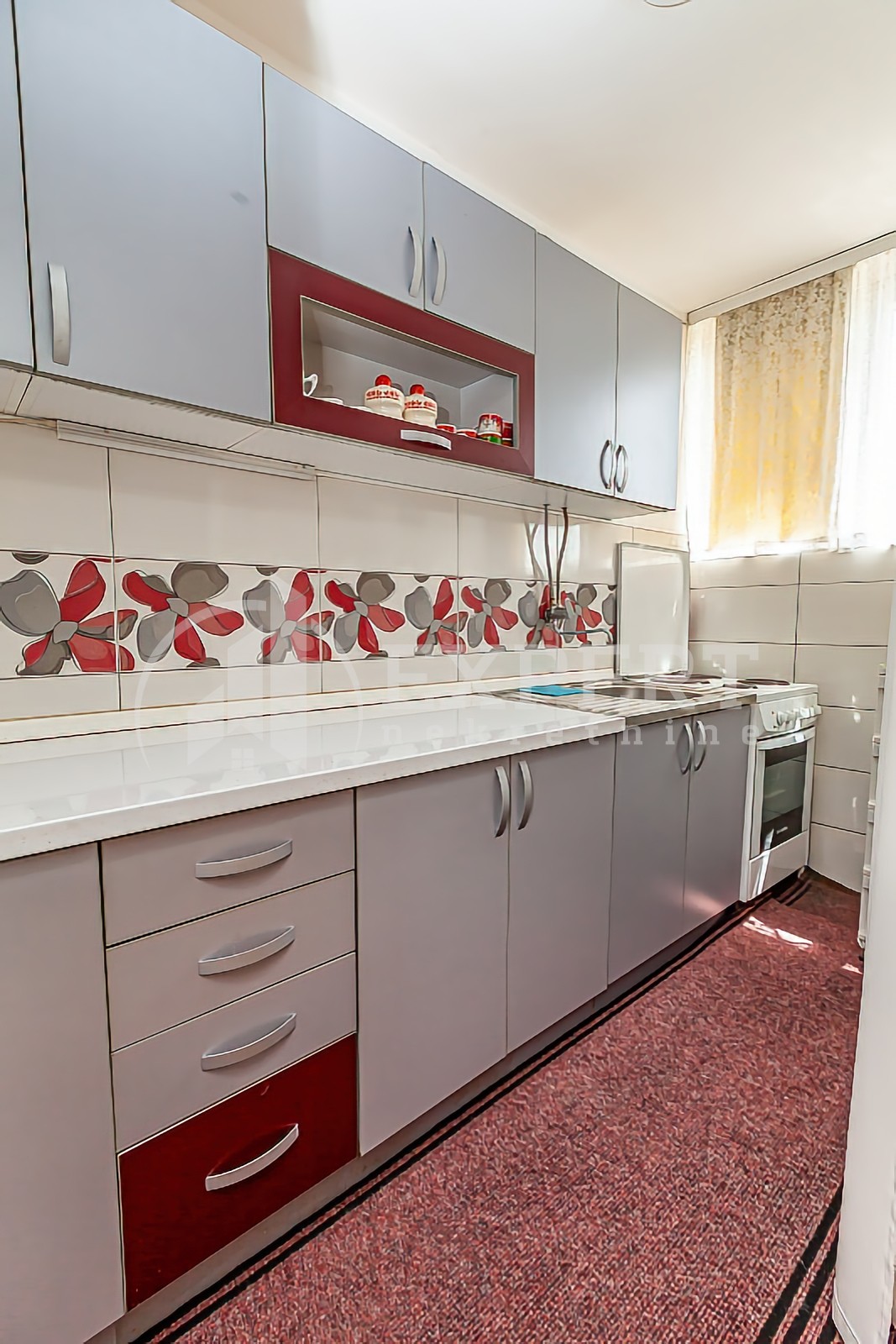 Trosoban stan, 56 m2, Centar, Generala Milojka Lešjanina ID: p-014112 6