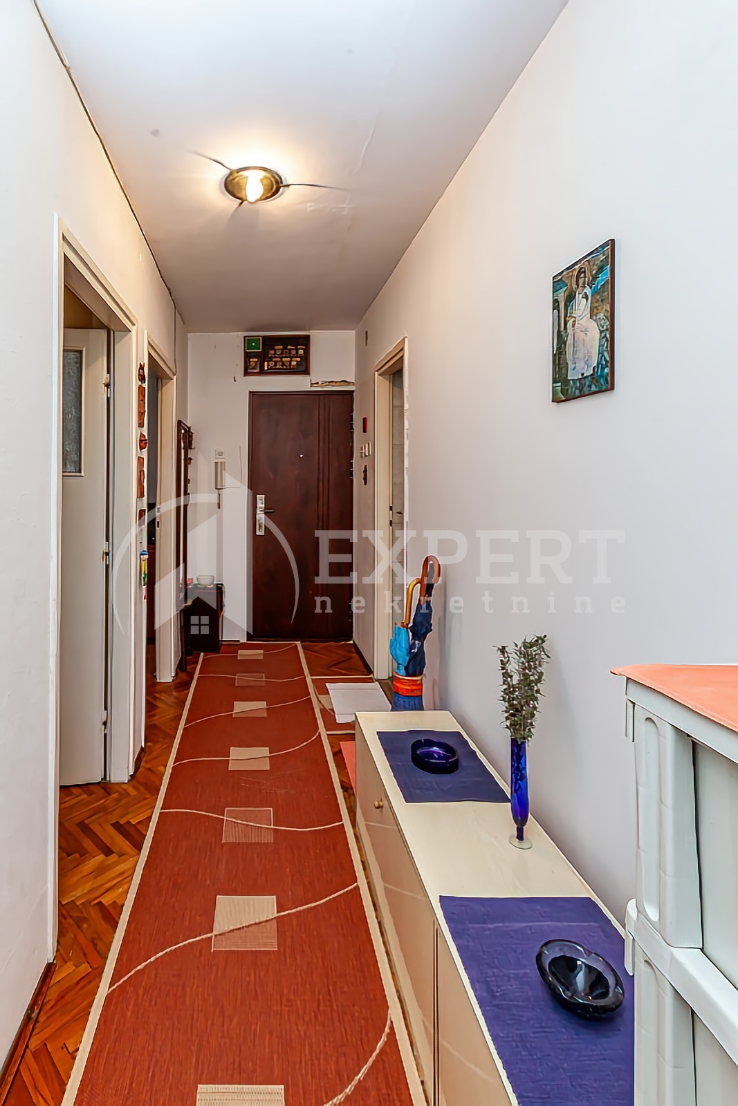 Trosoban stan, 56 m2, Centar, Generala Milojka Lešjanina ID: p-014112 9