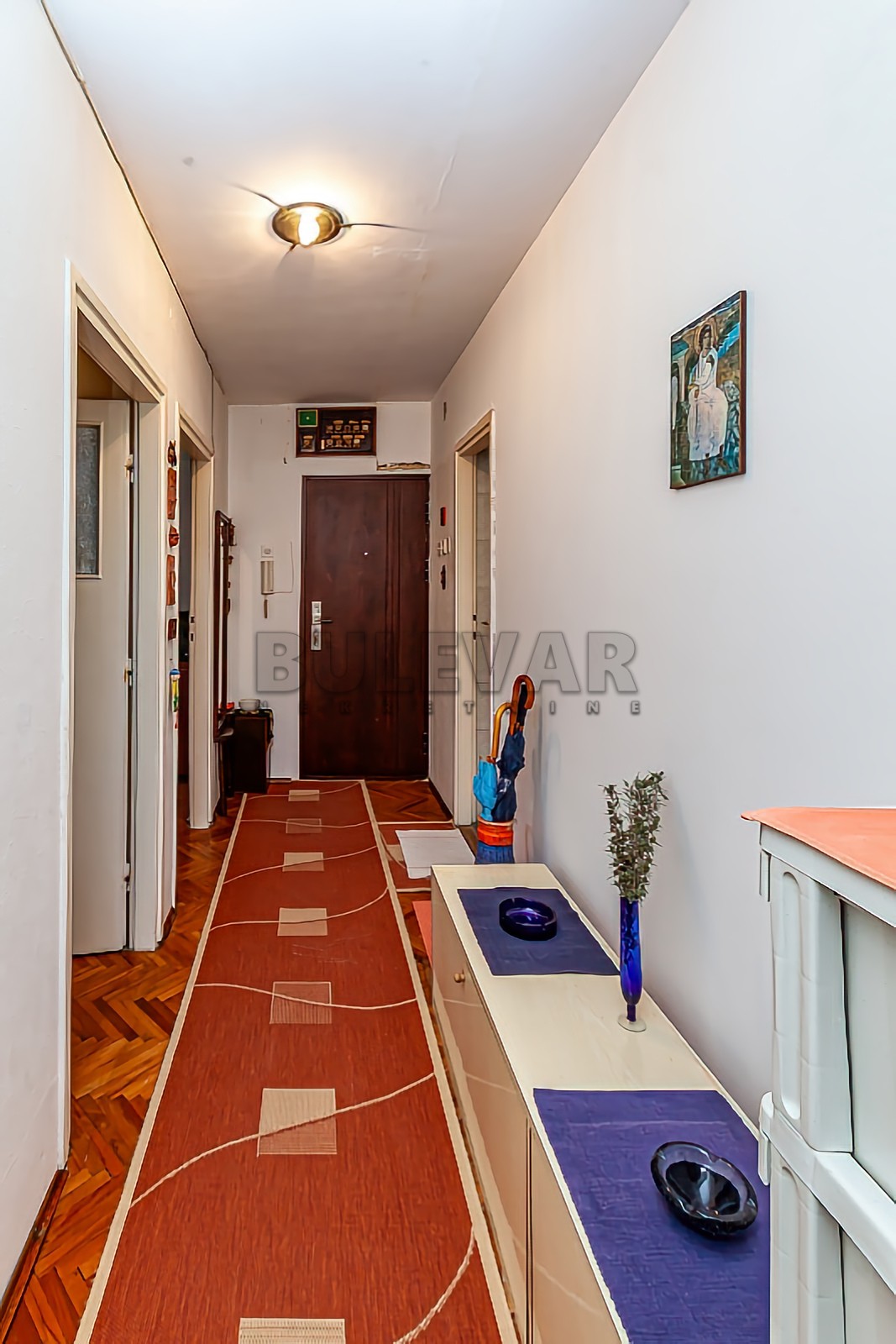 Trosoban stan, 56 m2, Centar, Generala Milojka Lešjanina ID: p-014112 9