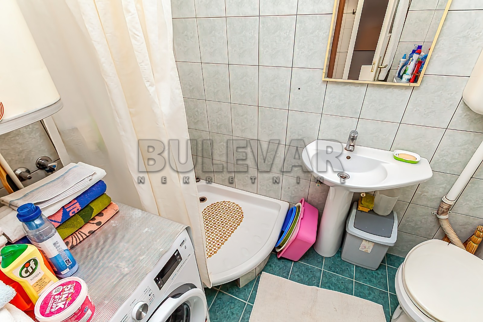 Trosoban stan, 56 m2, Centar, Generala Milojka Lešjanina ID: p-014112 16