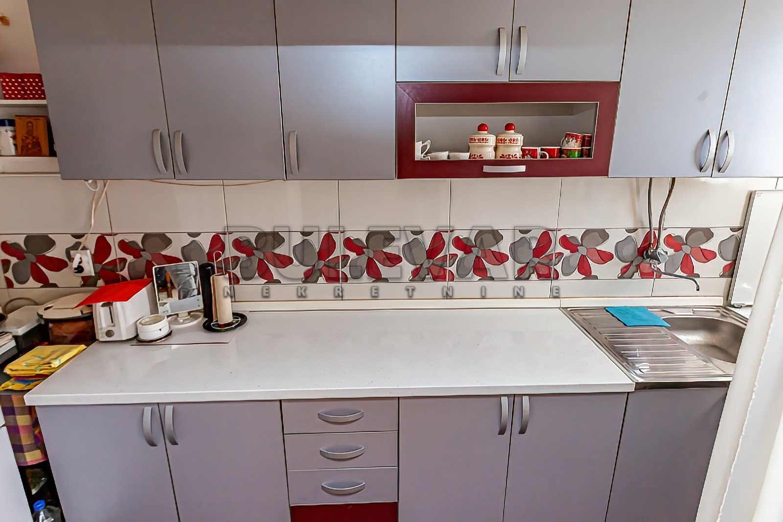 Trosoban stan, 56 m2, Centar, Generala Milojka Lešjanina ID: p-014112 7