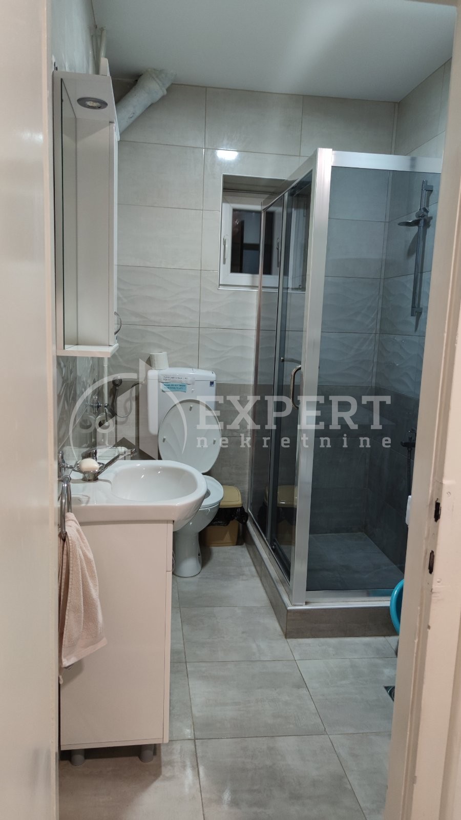 Dvosoban stan, 74 m2, Centar, Trg Pavla Stojkovića ID: i-06725 15