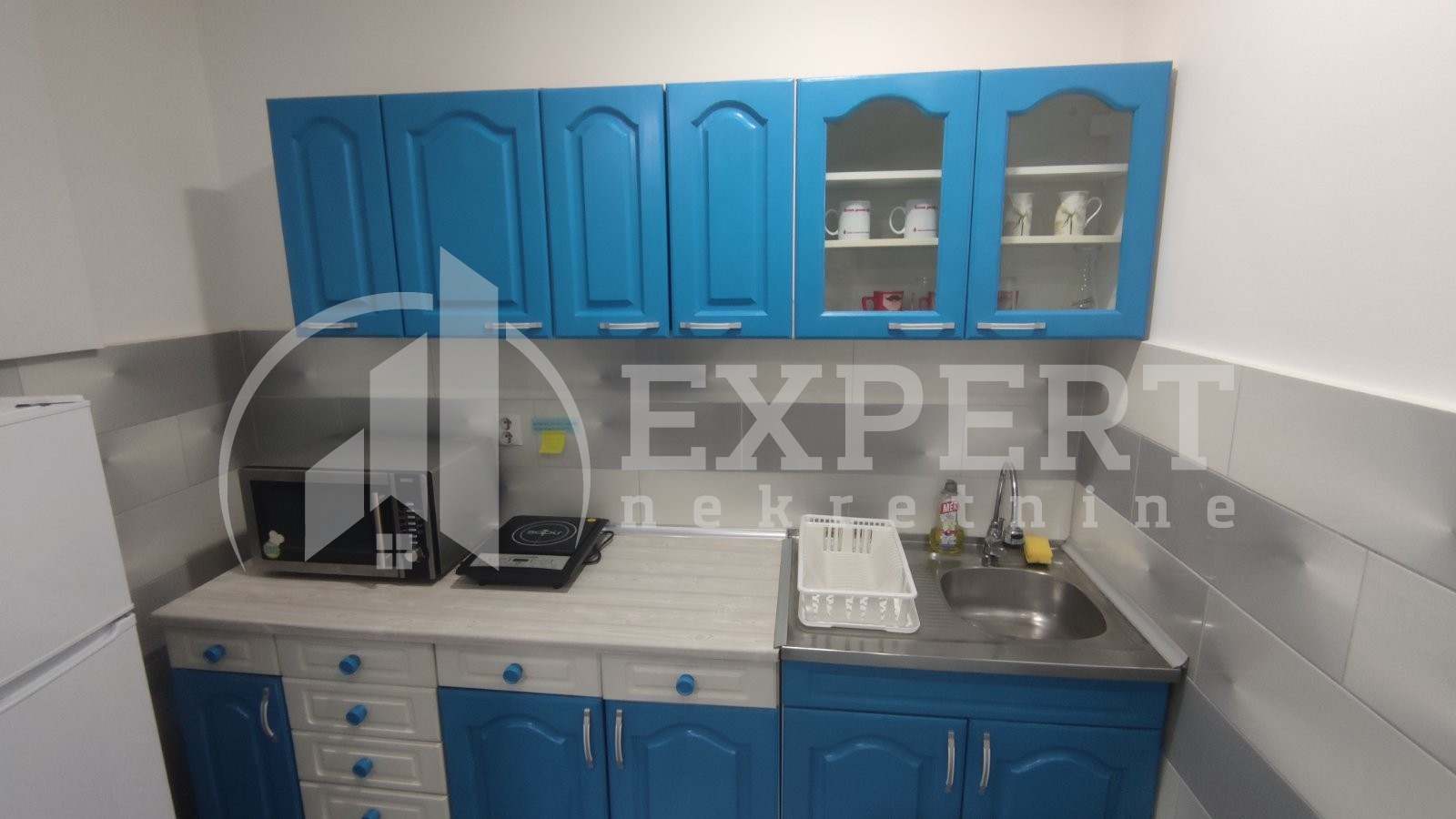 Dvosoban stan, 74 m2, Centar, Trg Pavla Stojkovića ID: i-06725 3