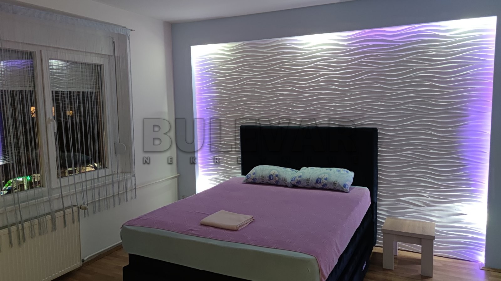 Dvosoban stan, 74 m2, Centar, Trg Pavla Stojkovića ID: i-06725 7