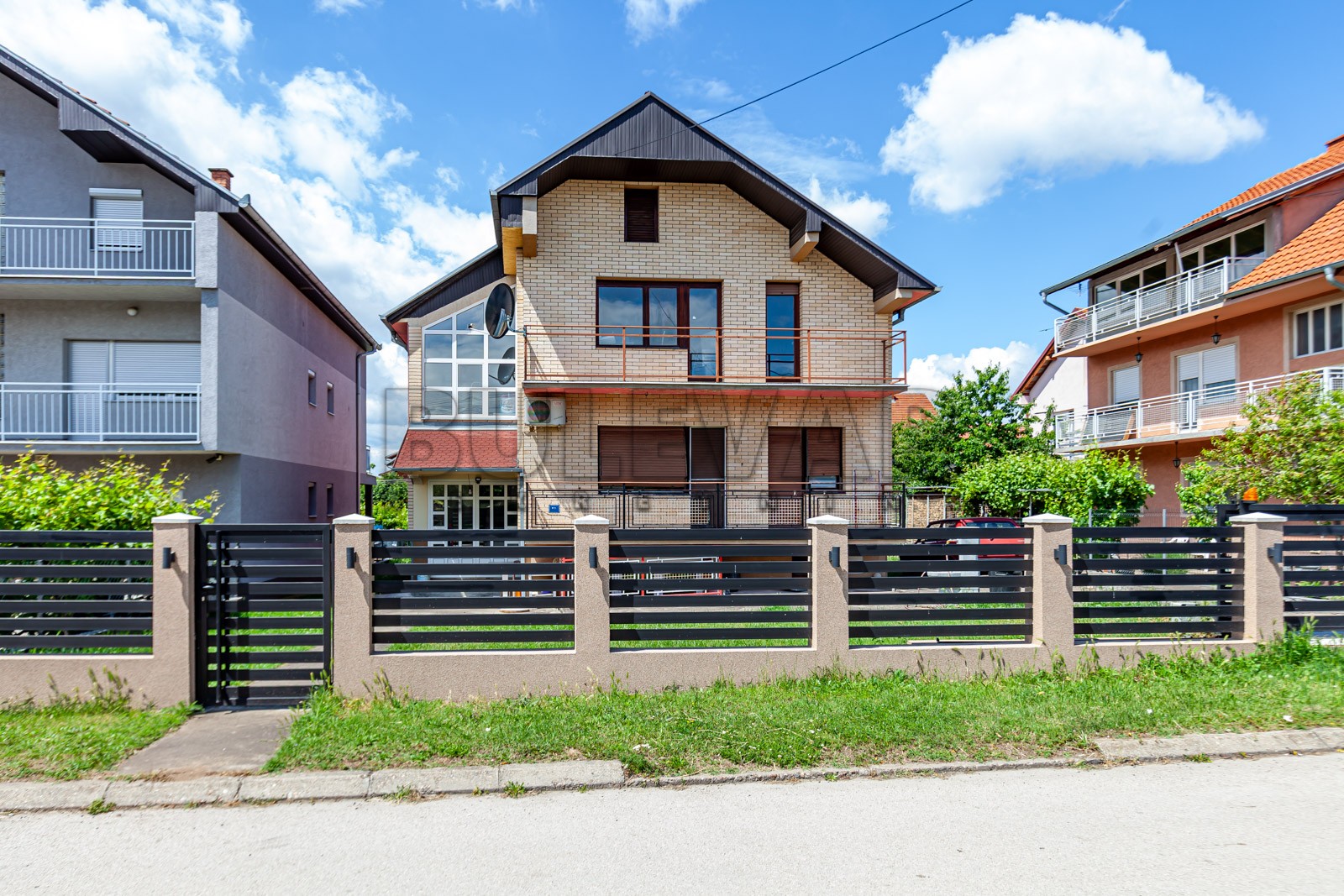 četvorosobna kuća, 270 m2, Donji Komren, Jadranska ID: p-014128 3