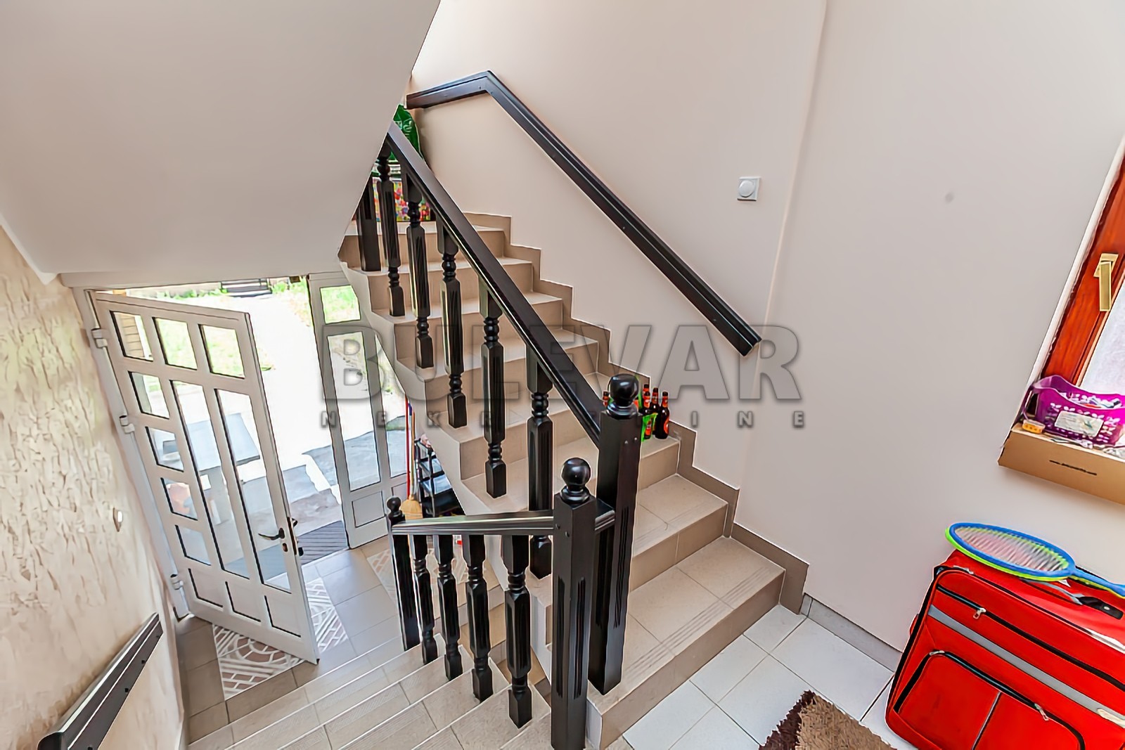 četvorosobna kuća, 270 m2, Donji Komren, Jadranska ID: p-014128 18