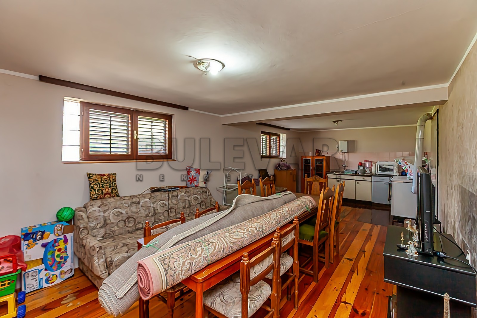 četvorosobna kuća, 270 m2, Donji Komren, Jadranska ID: p-014128 19