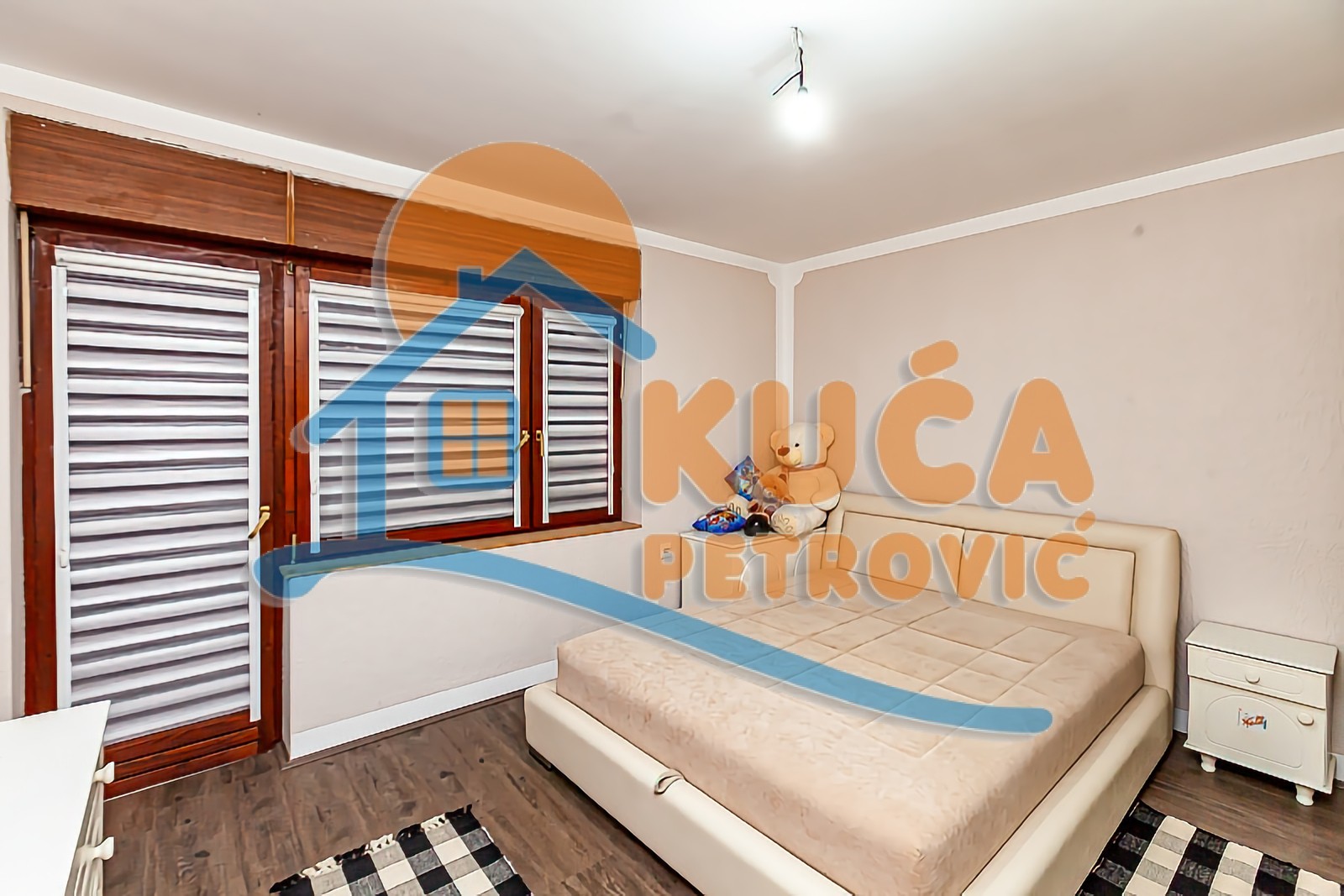 četvorosobna kuća, 270 m2, Donji Komren, Jadranska ID: p-014128 11