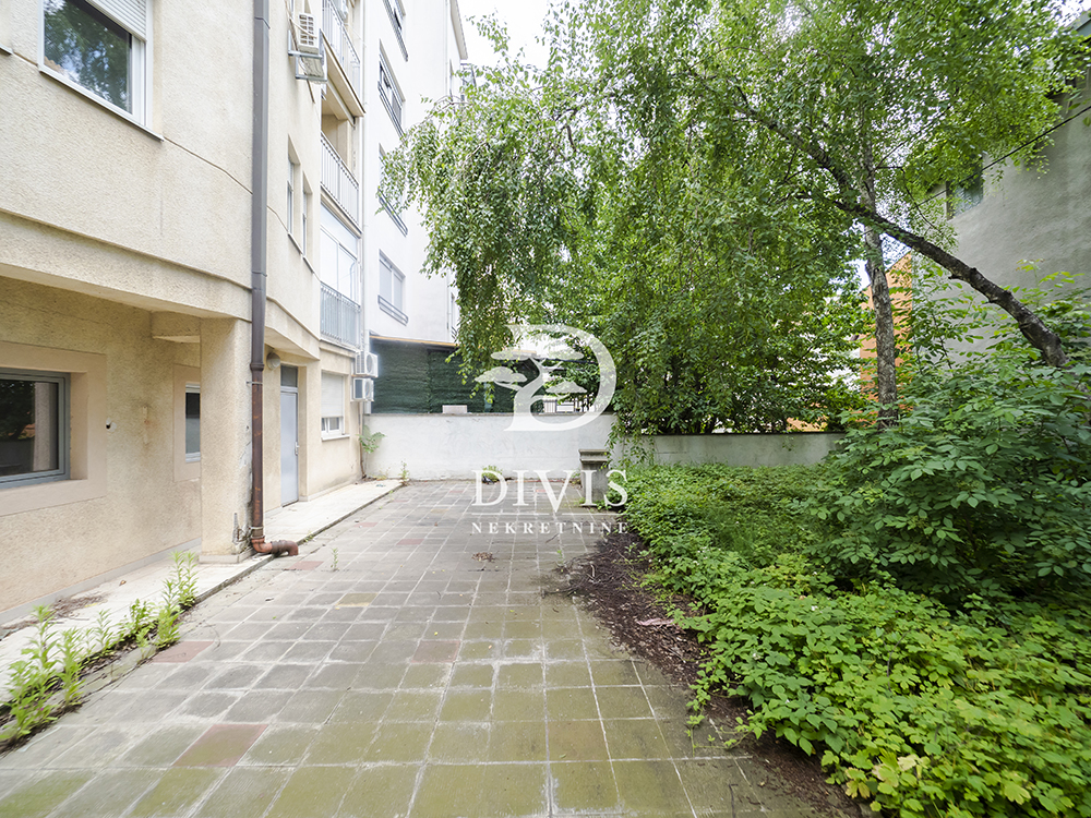 Renoviran 2 0 stan na Vračaru  Mlatišumina  59m2 5