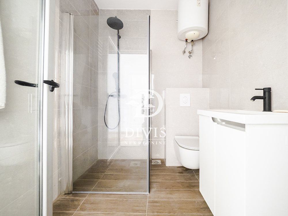 Renoviran 2 0 stan na Vračaru  Mlatišumina  59m2 4