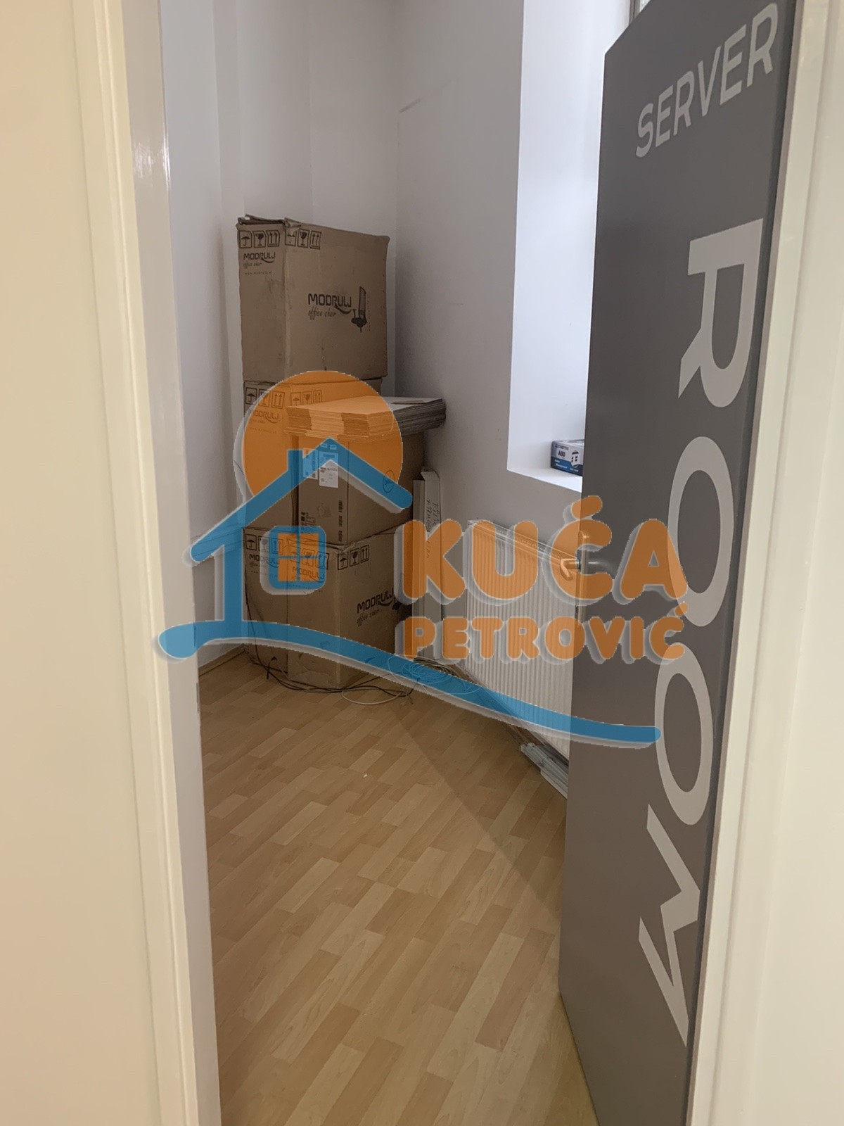 Lokal, 156 m2, Čair, Cara Dušana ID: i-08410 5