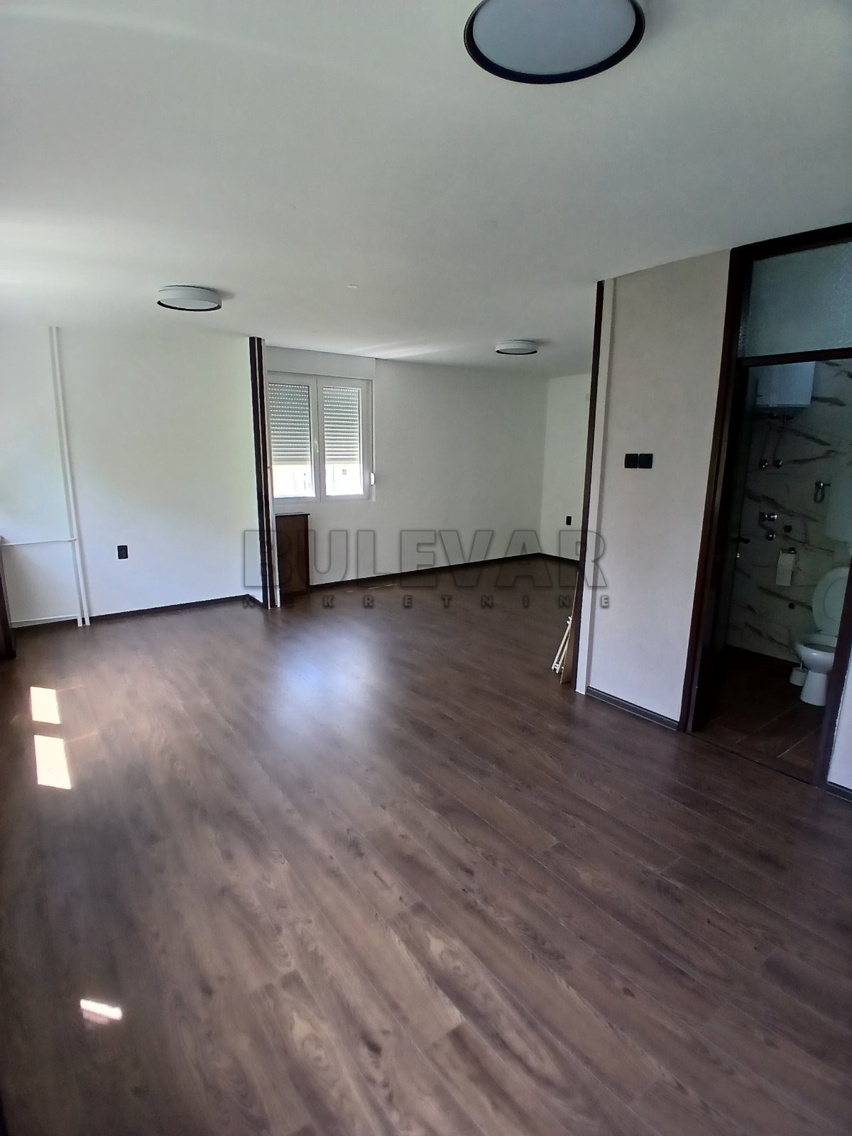 Lokal, 82 m2, Dom zdravlja, Bulevar Nemanjića ID: i-014139 1