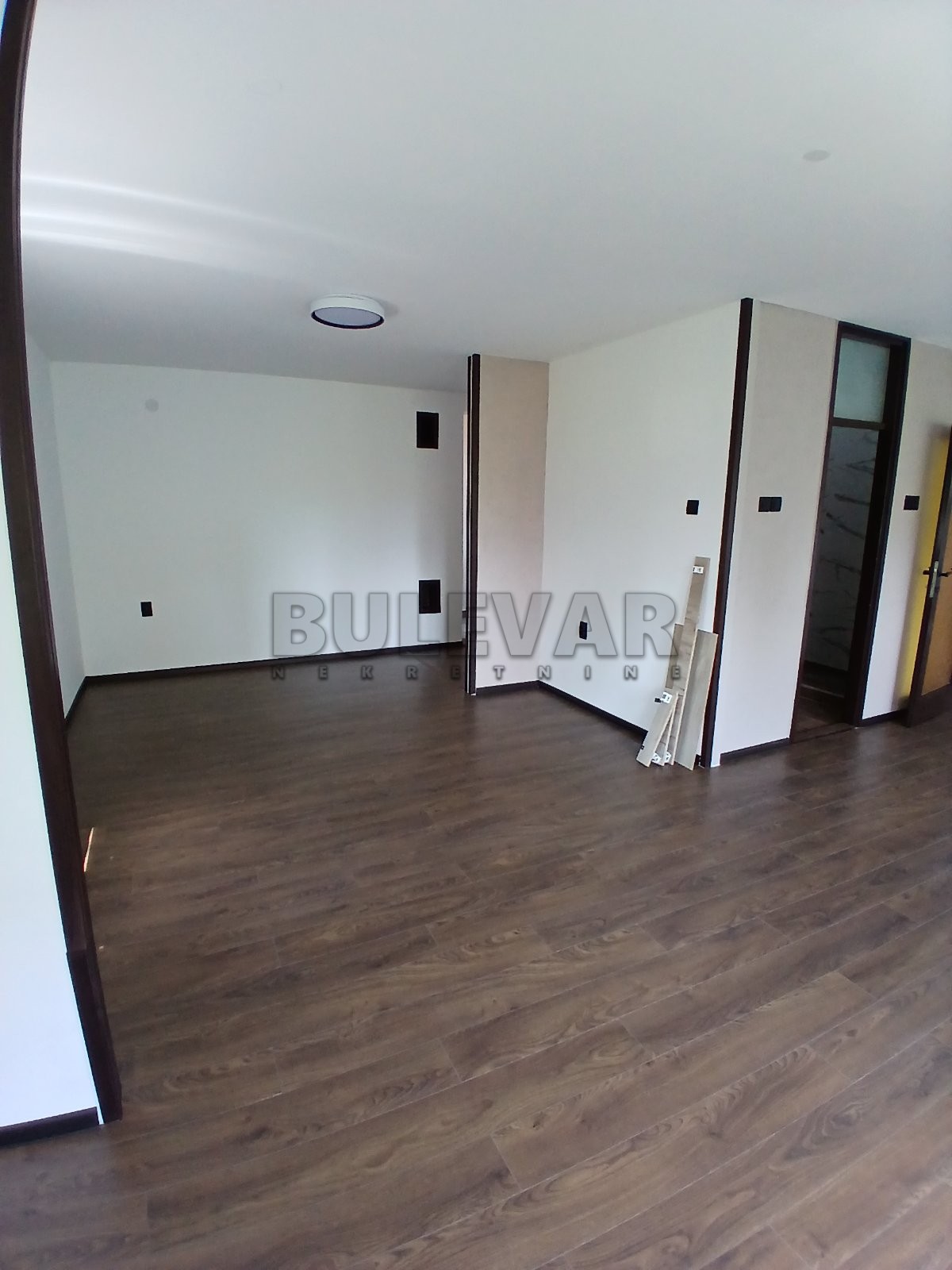 Lokal, 82 m2, Dom zdravlja, Bulevar Nemanjića ID: i-014139 2
