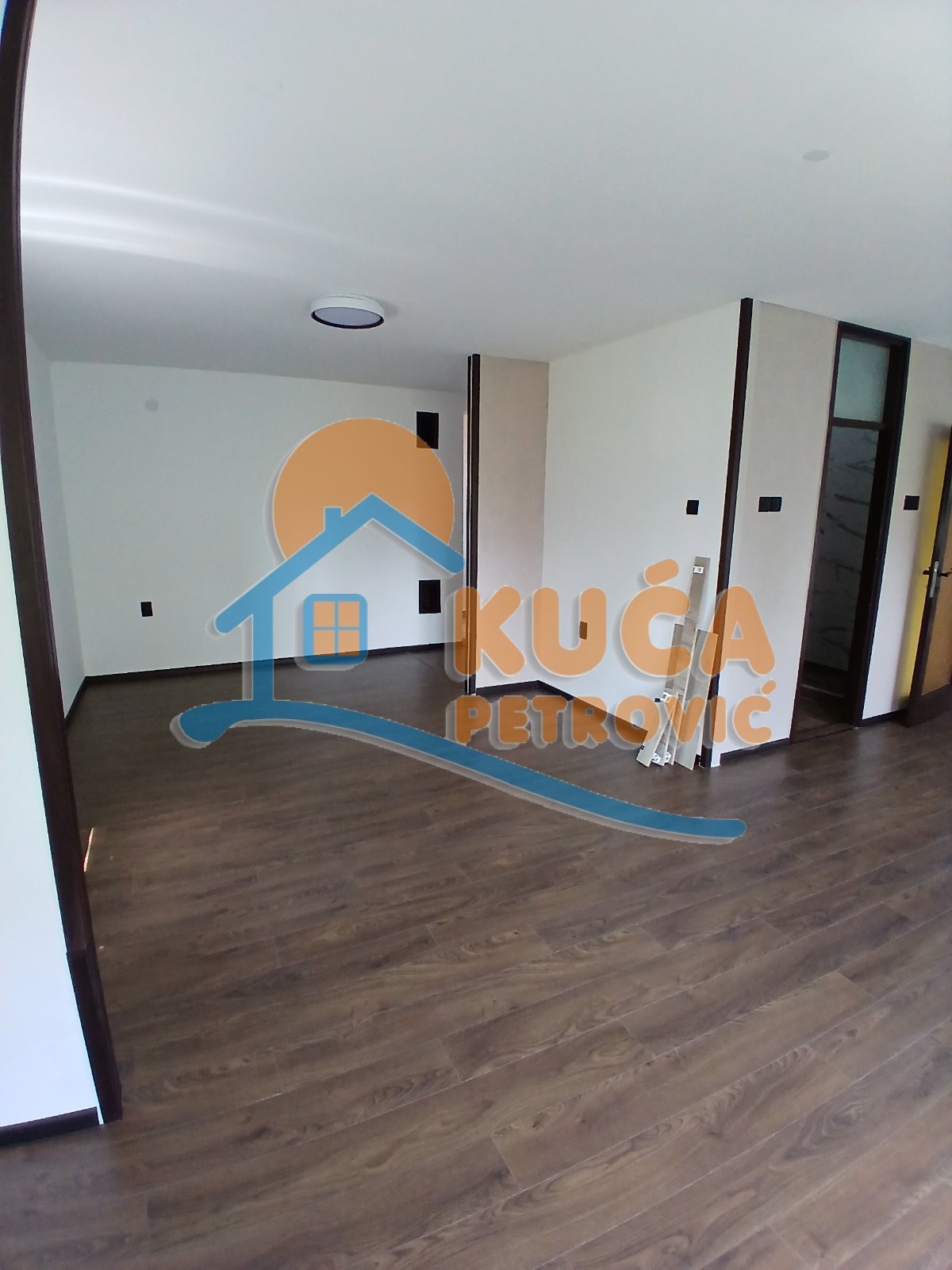 Lokal, 82 m2, Dom zdravlja, Bulevar Nemanjića ID: i-014139 2