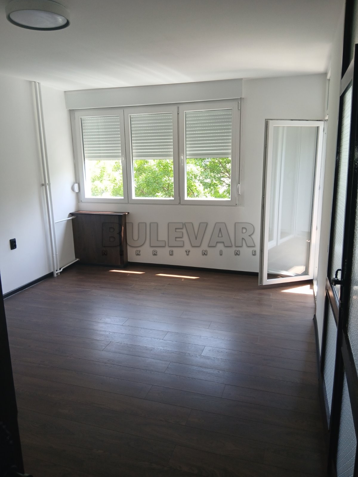Lokal, 82 m2, Dom zdravlja, Bulevar Nemanjića ID: i-014139 8