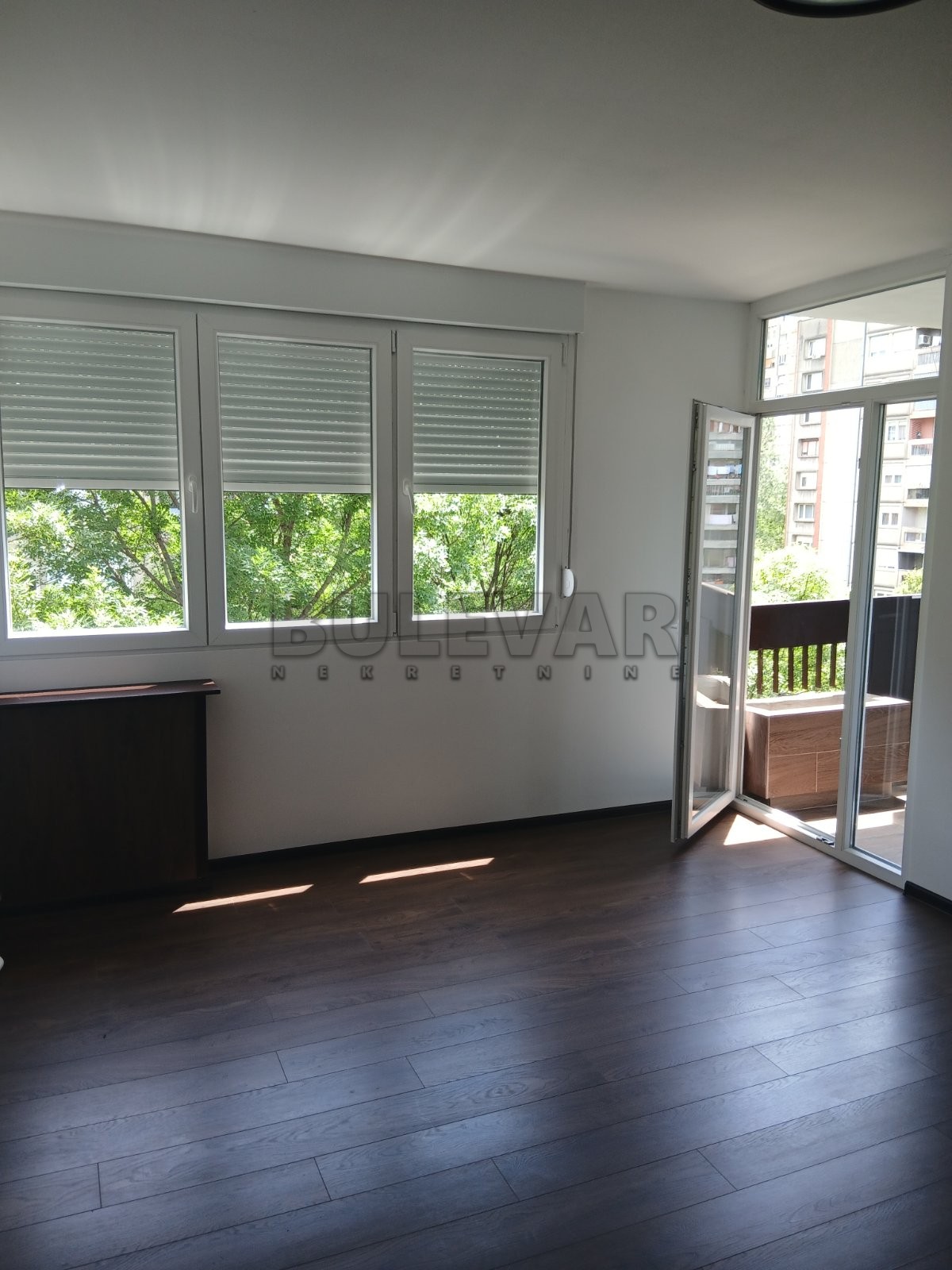 Lokal, 82 m2, Dom zdravlja, Bulevar Nemanjića ID: i-014139 9