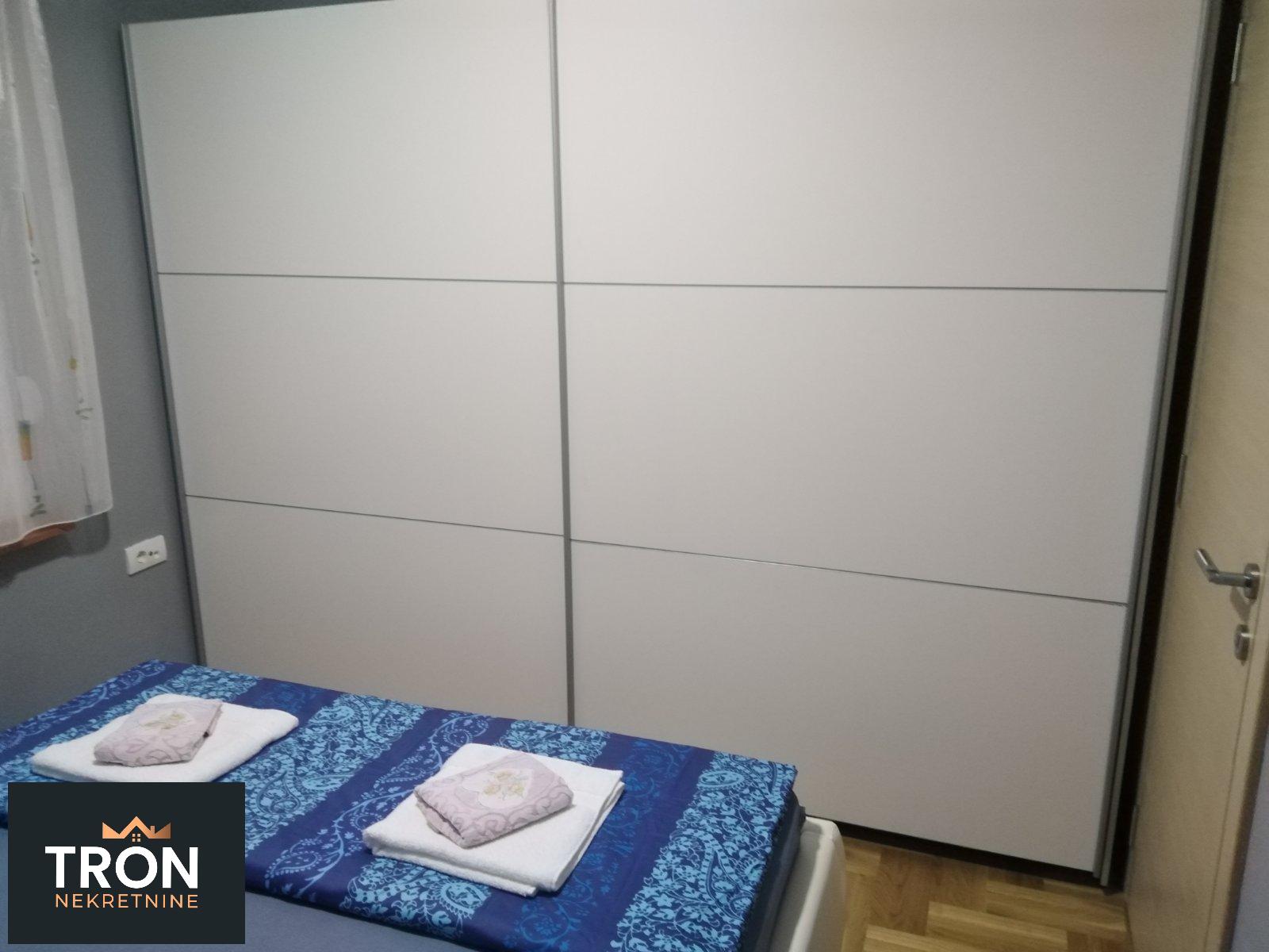 Jednosoban stan kod Osnovne škole 39m2 4