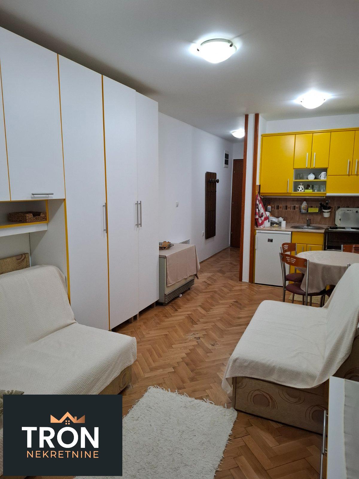 Garsonjera kod Snežnika 29m2 2