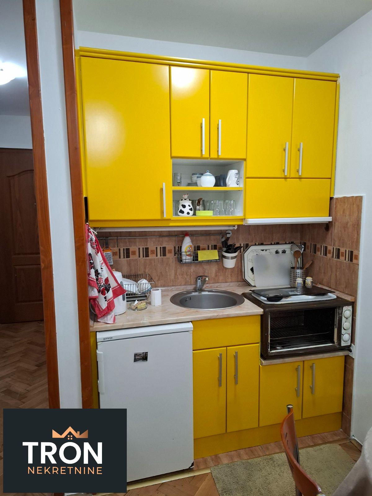 Garsonjera kod Snežnika 29m2 3