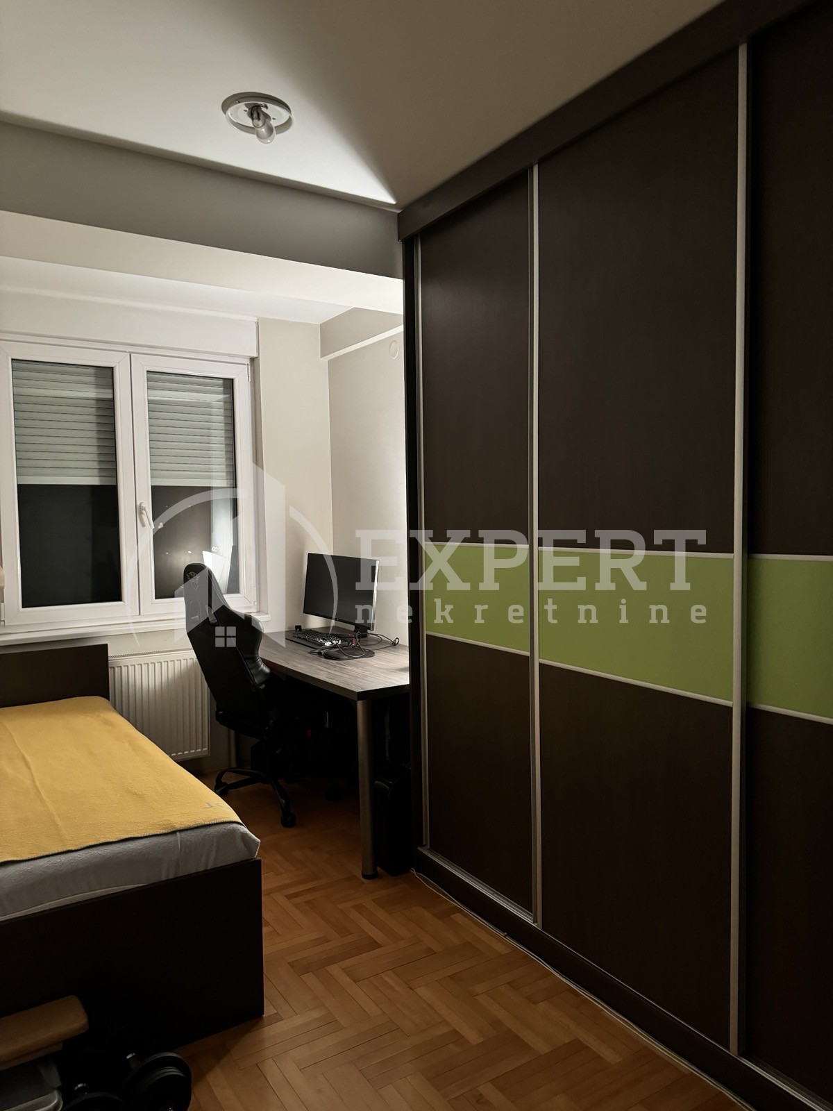 četvorosoban stan, 150 m2, Ćele kula, Romanijska ID: p-014153 25