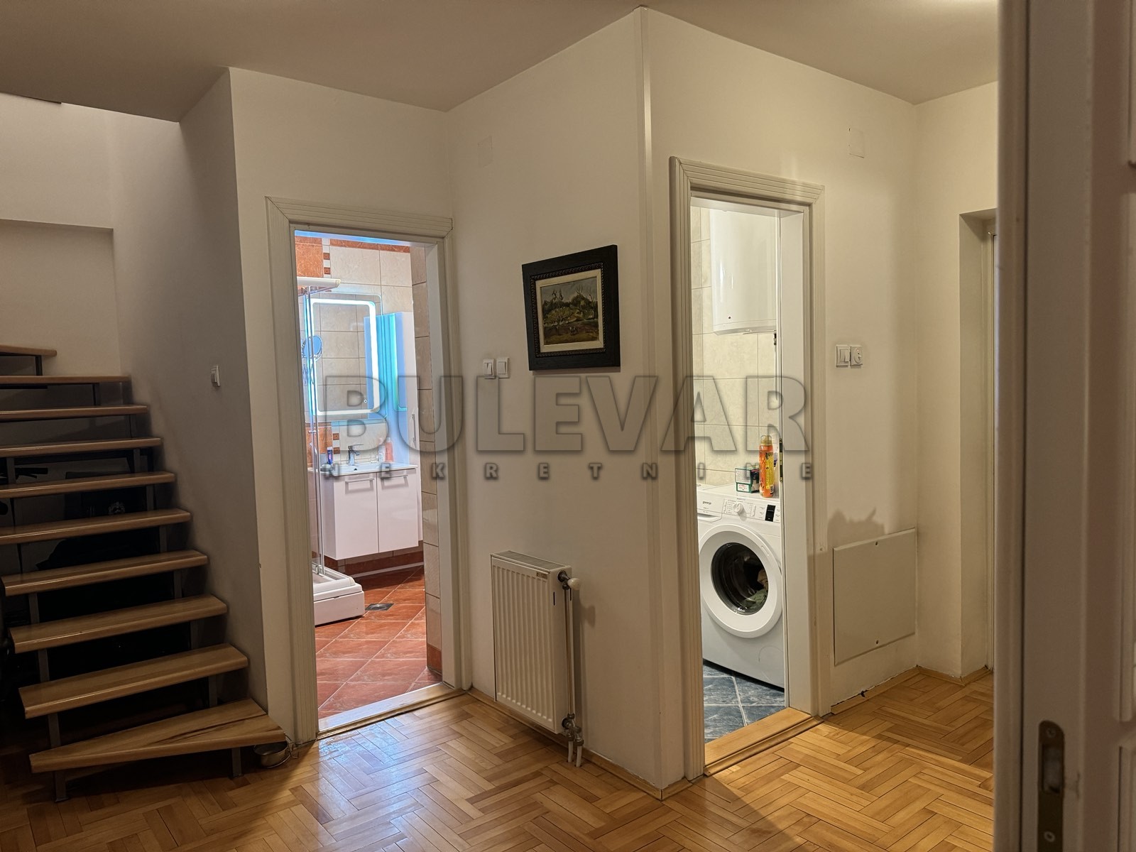 četvorosoban stan, 150 m2, Ćele kula, Romanijska ID: p-014153 12