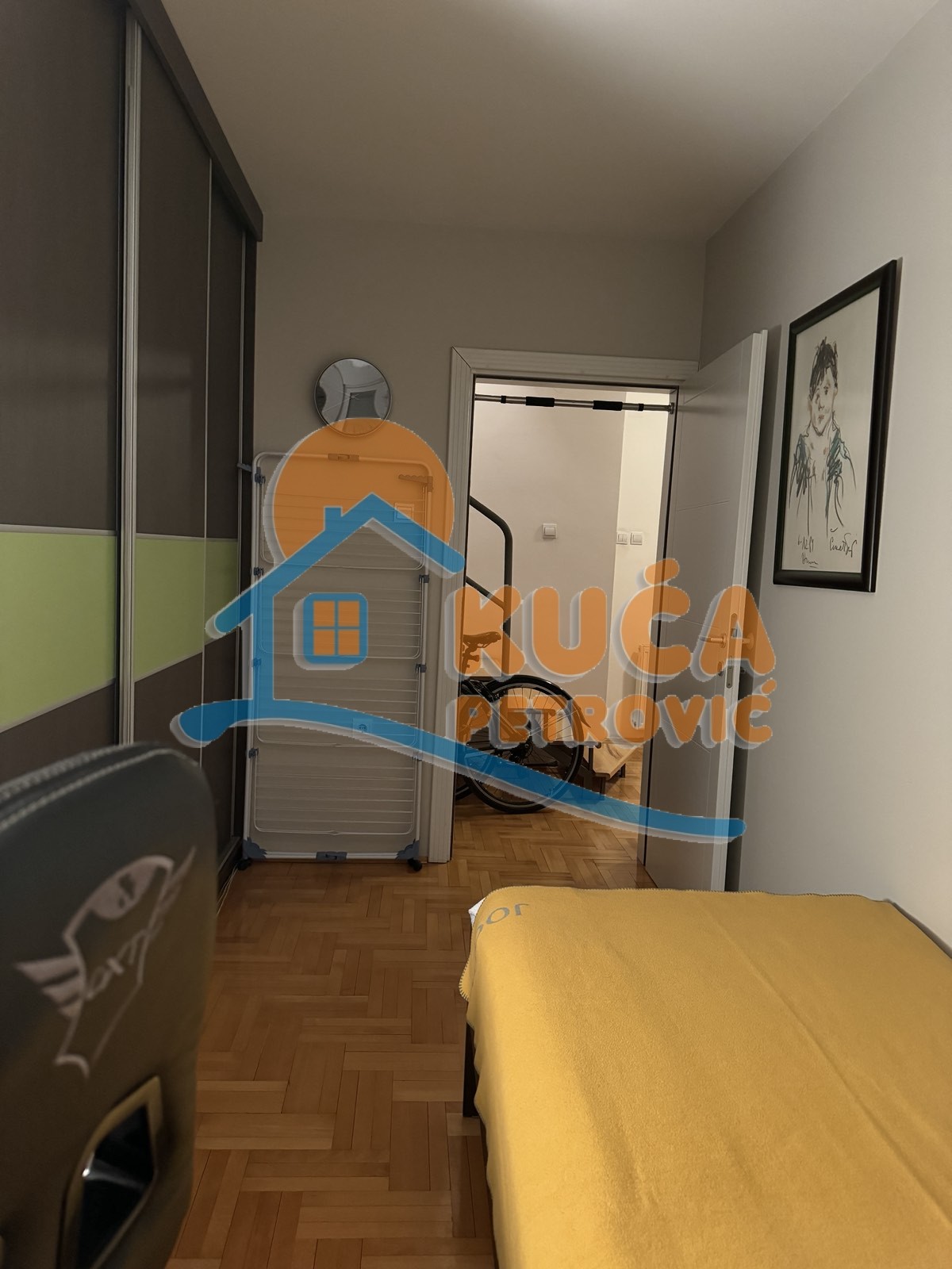 četvorosoban stan, 150 m2, Ćele kula, Romanijska ID: p-014153 24
