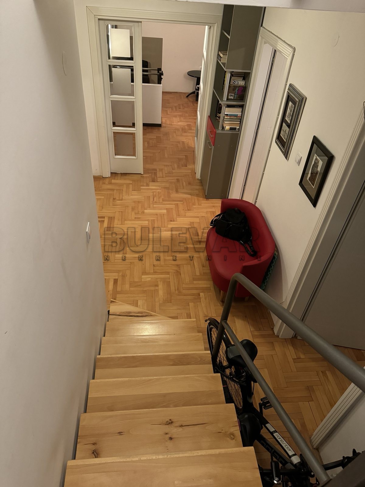 četvorosoban stan, 150 m2, Ćele kula, Romanijska ID: p-014153 13